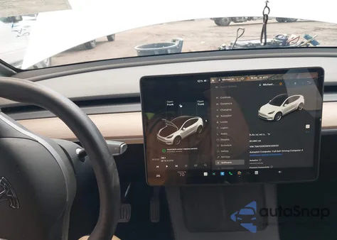 2023 Tesla Model Y Awd/Long Range Dual Motor All-Wheel Drive из США, поврежденный, VIN 7SAYGDEE8PA145633